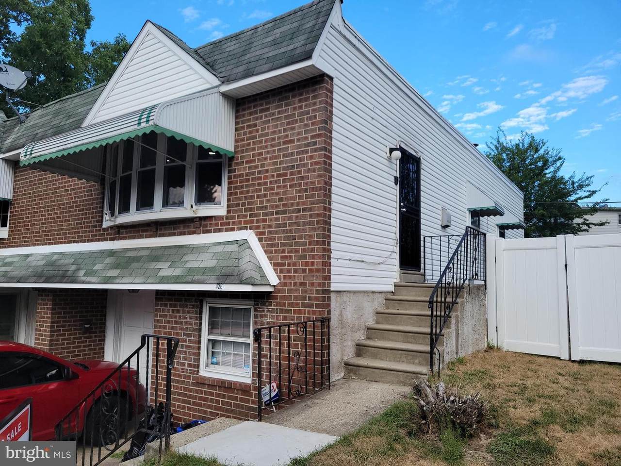 426 Avon Place - Photo 1