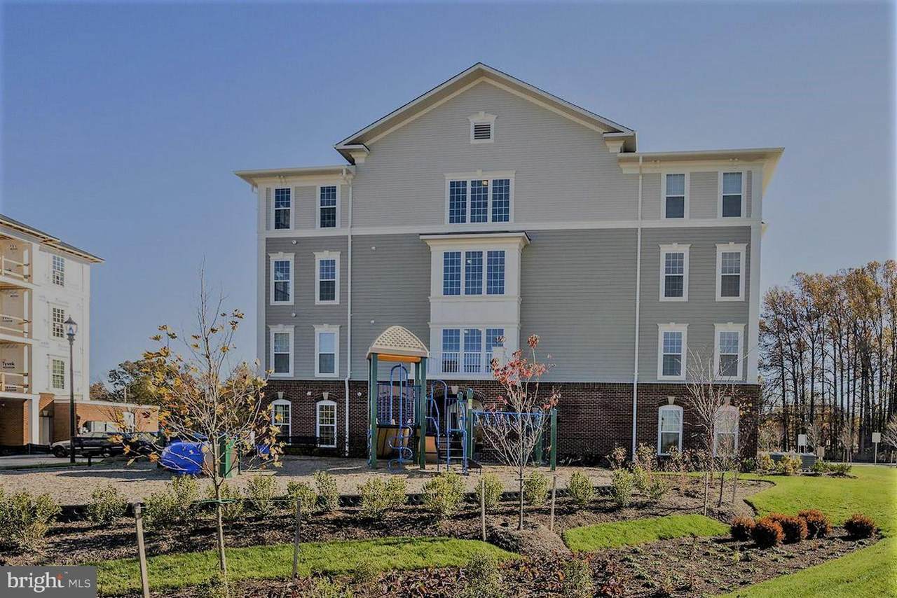 3850 Clara Downey Avenue - Photo 1