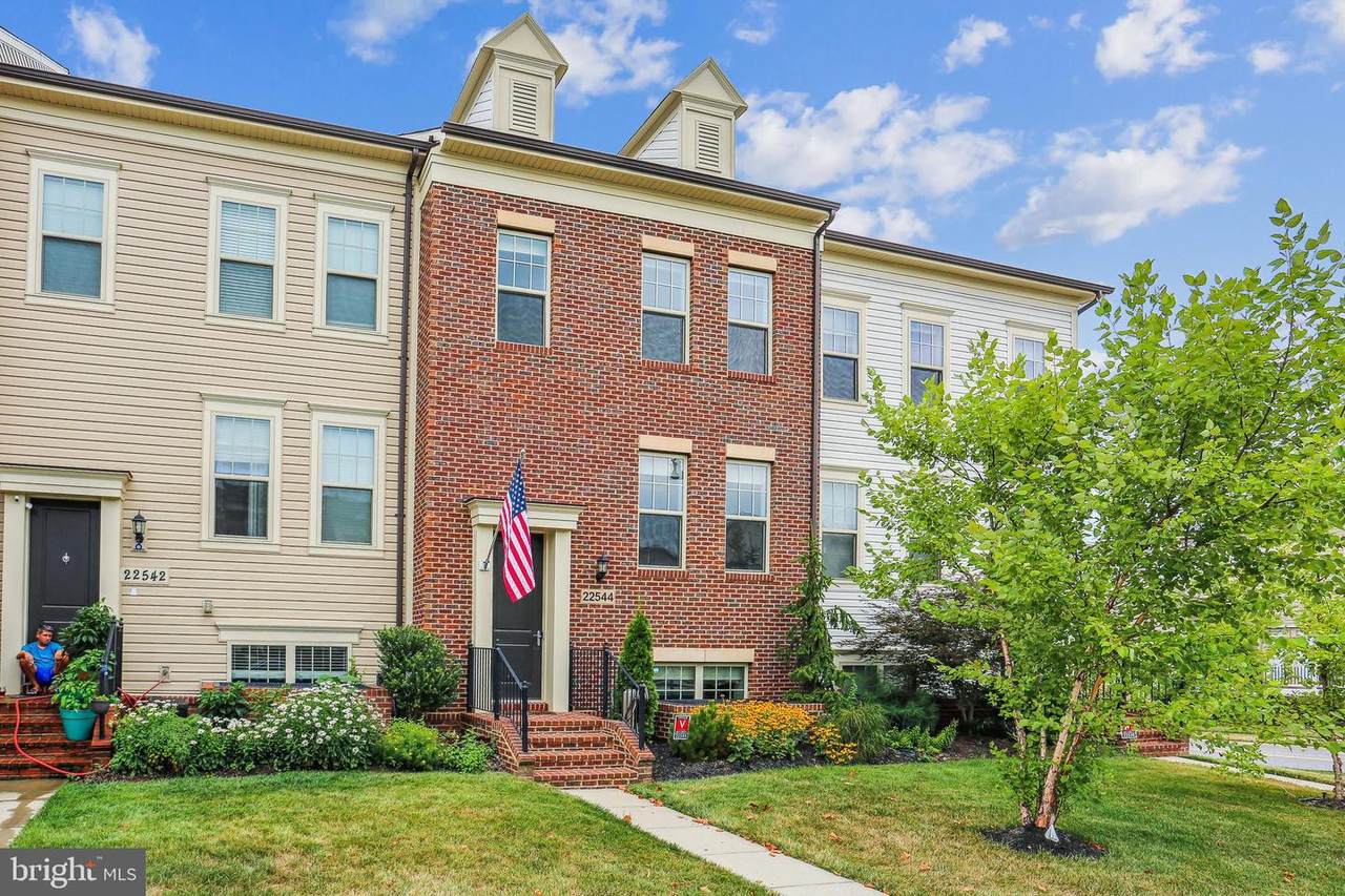 22544 Broadway Avenue - Photo 1