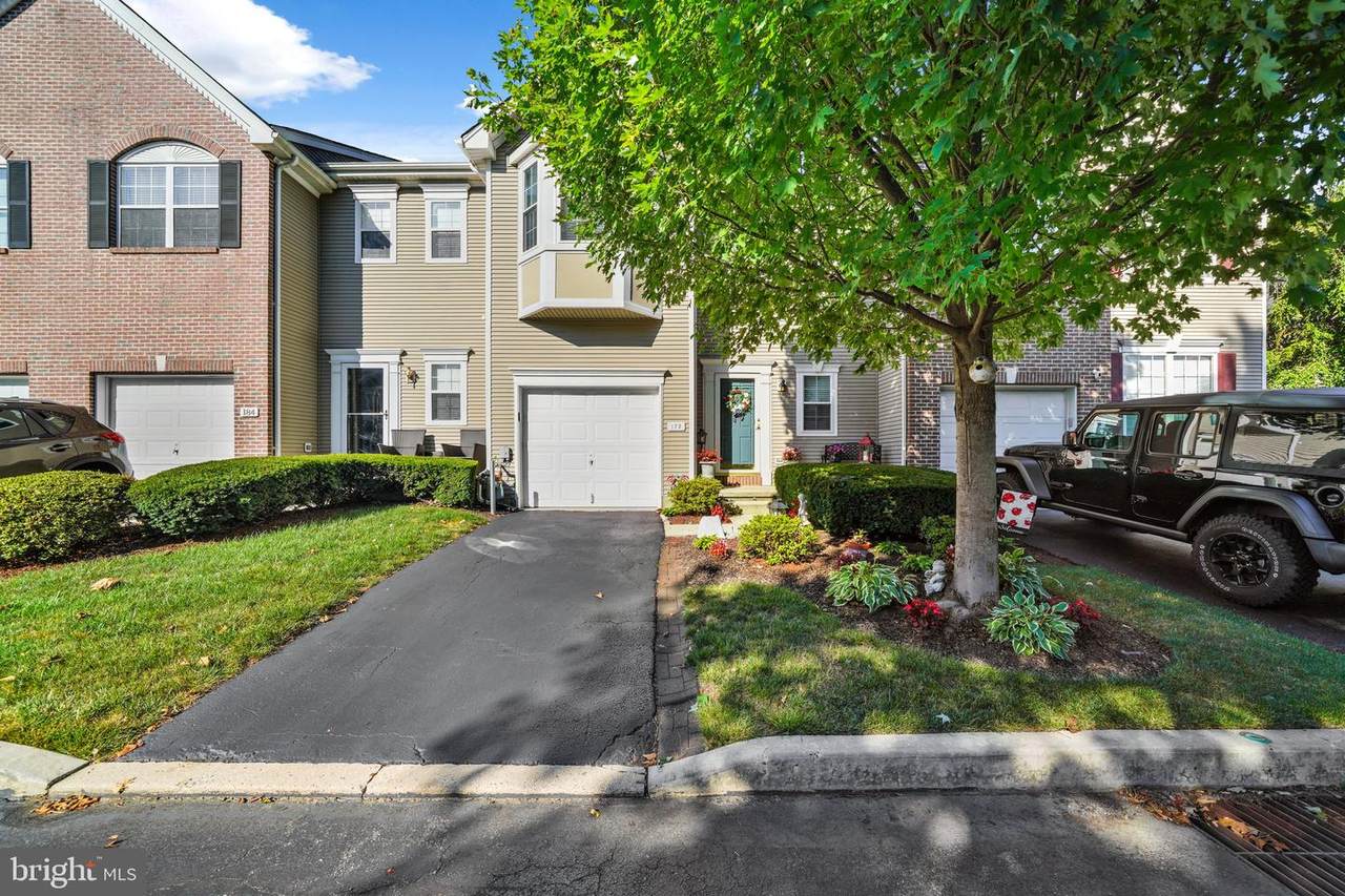 172 Lydia Lane - Photo 1