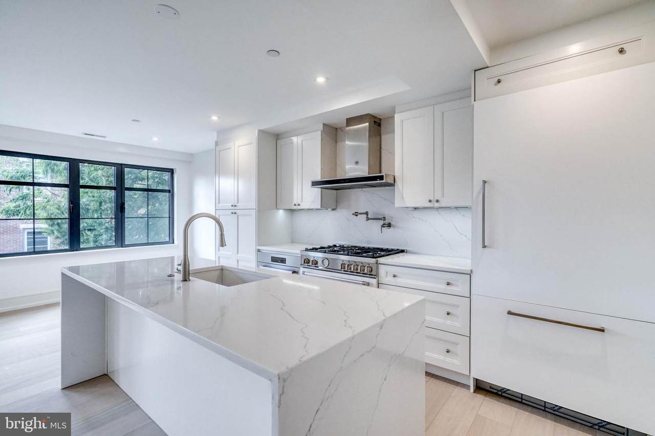 720 2ND Street - Photo 1