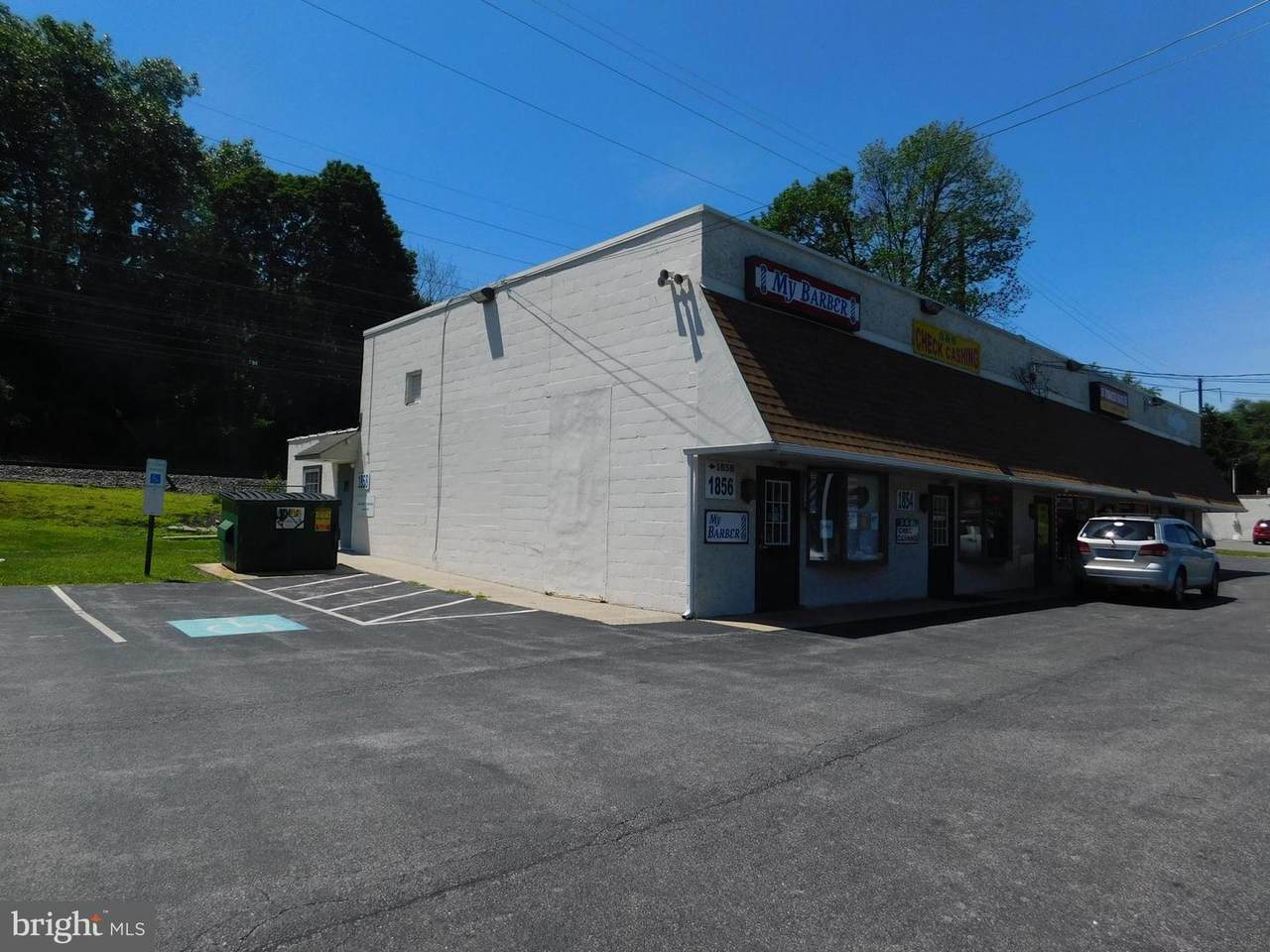 1858 Lincoln Highway - Photo 1