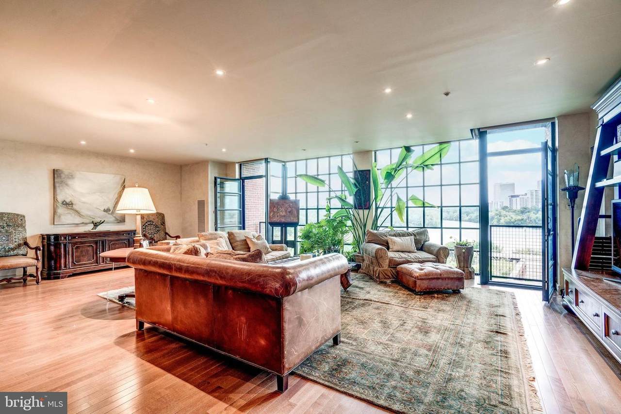 3303 Water Street - Photo 1