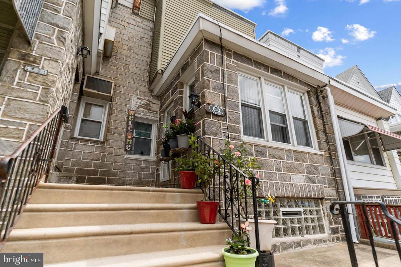 623 66TH Street - Photo 1
