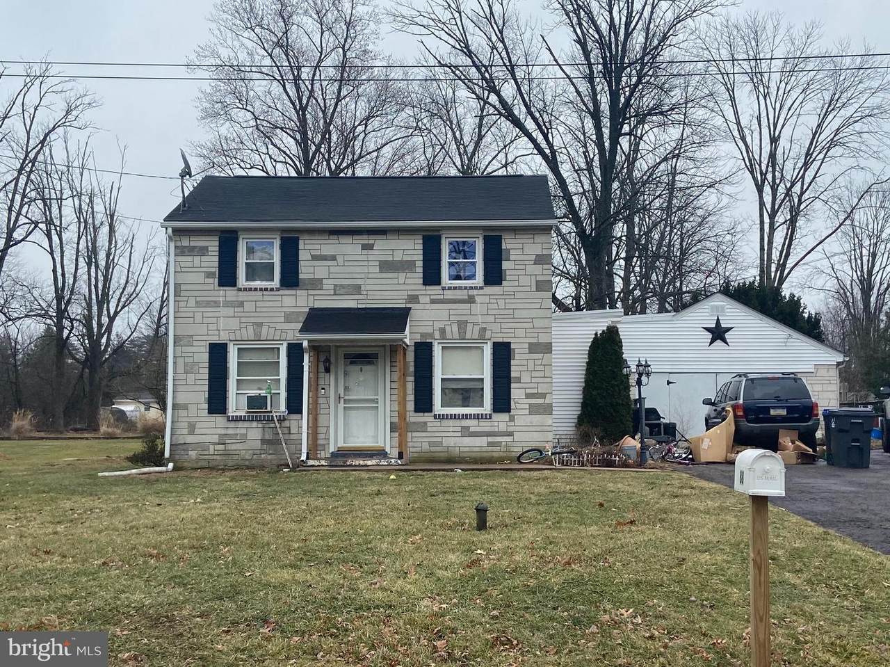 88 Cherry Avenue - Photo 1