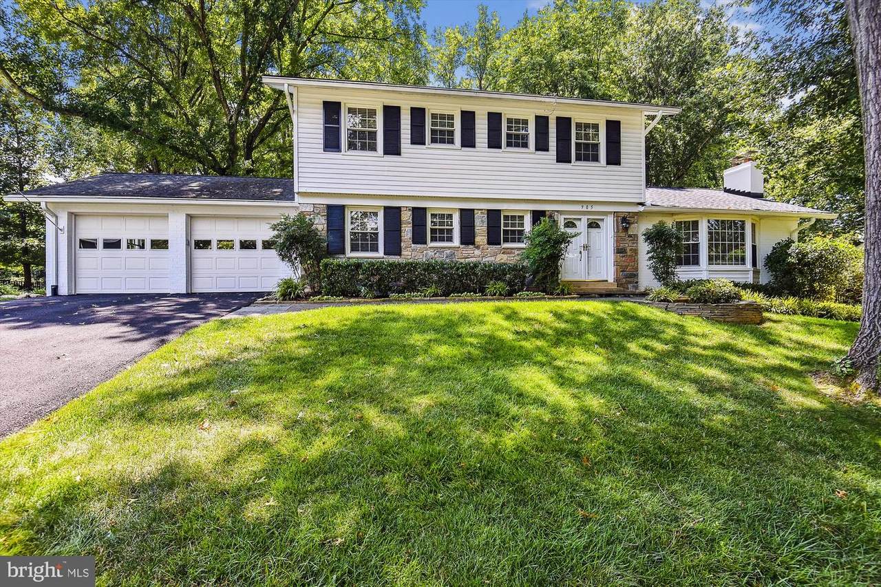 905 Westwood Drive - Photo 1