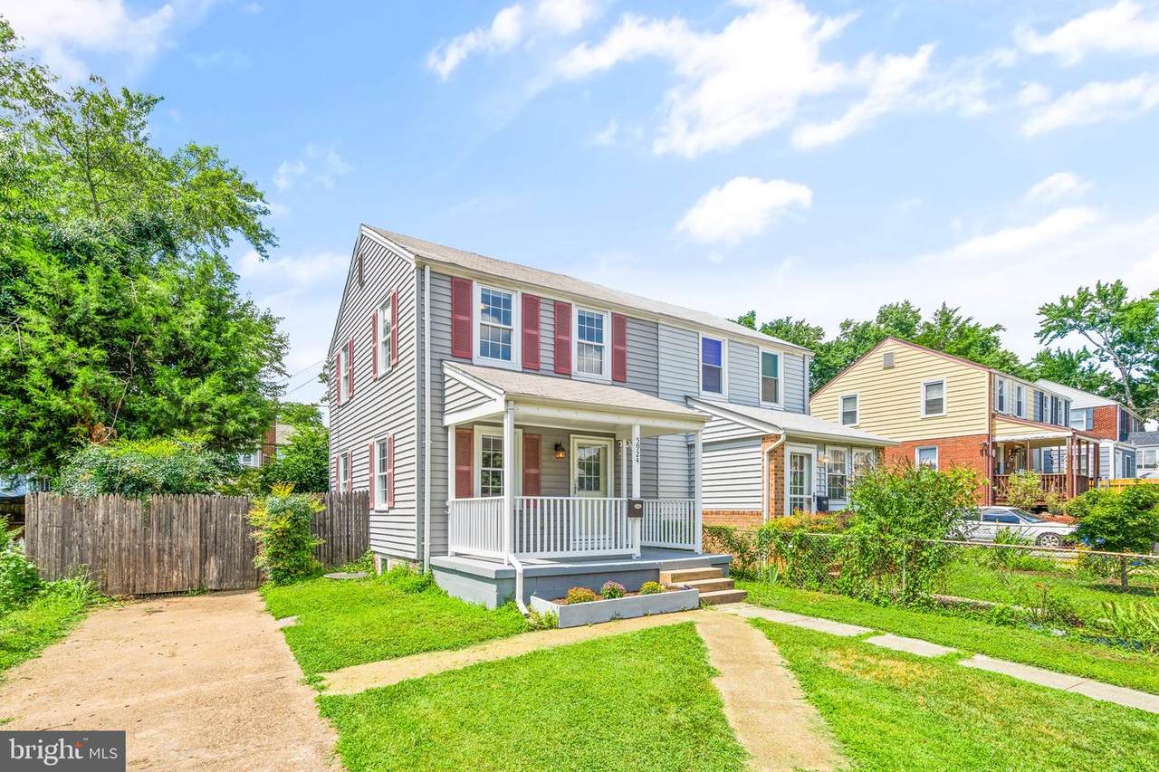 5924 Williamsburg Road - Photo 1