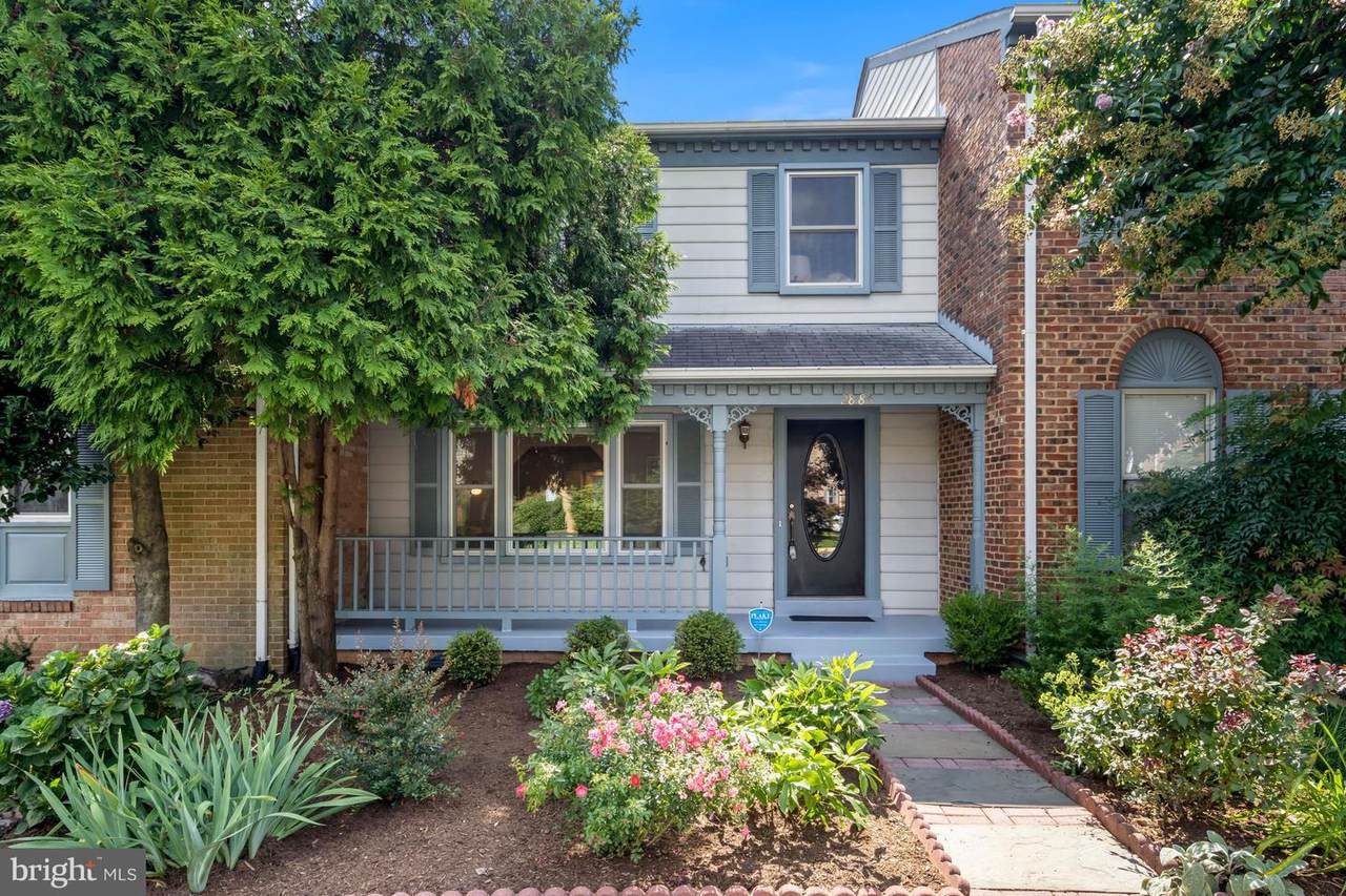 2886 Yarn Court - Photo 1