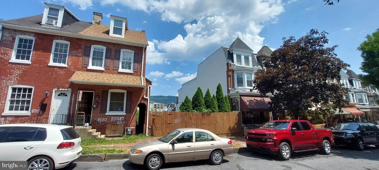 1057 4TH Street - Photo 1