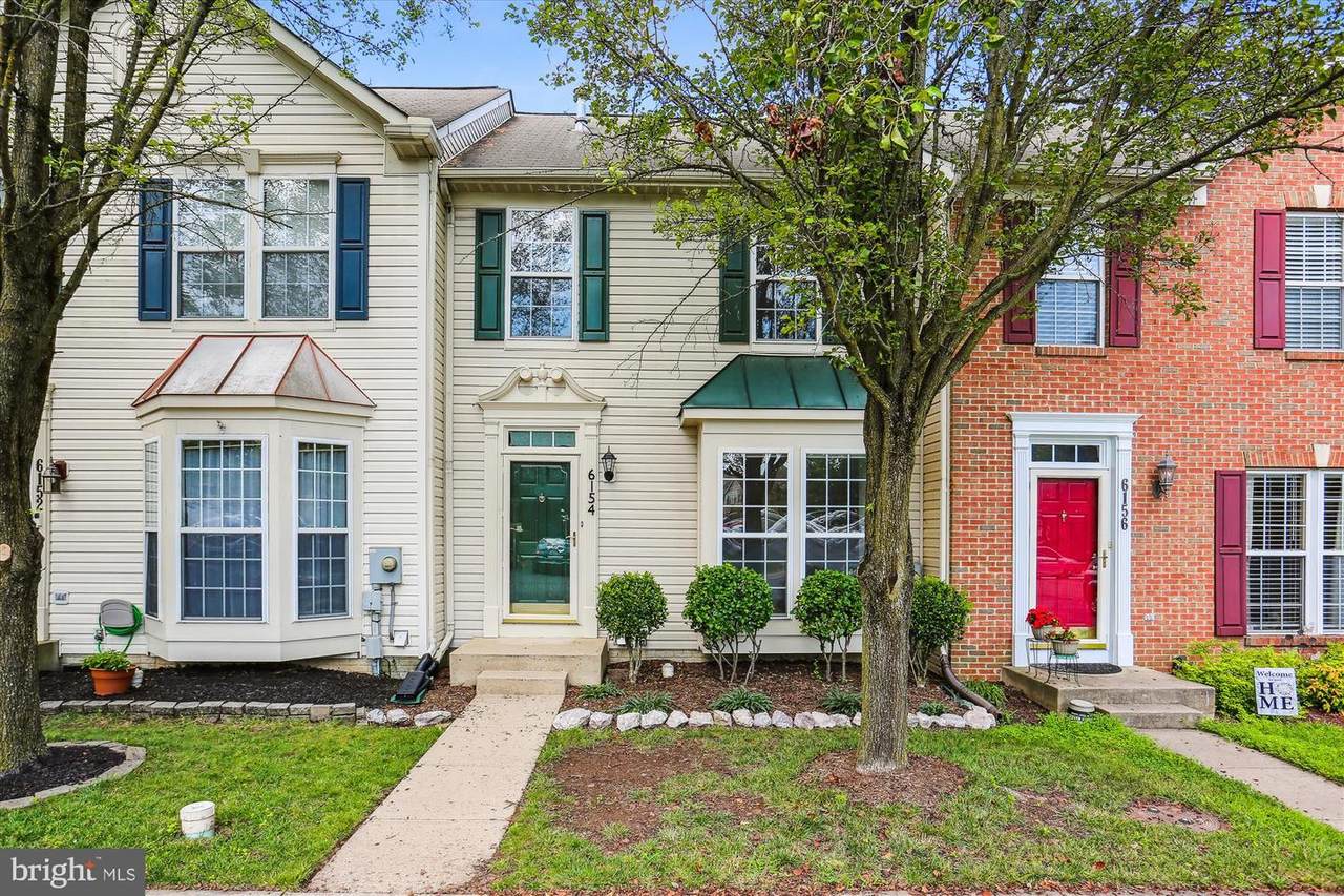 6154 Newport Terrace - Photo 1