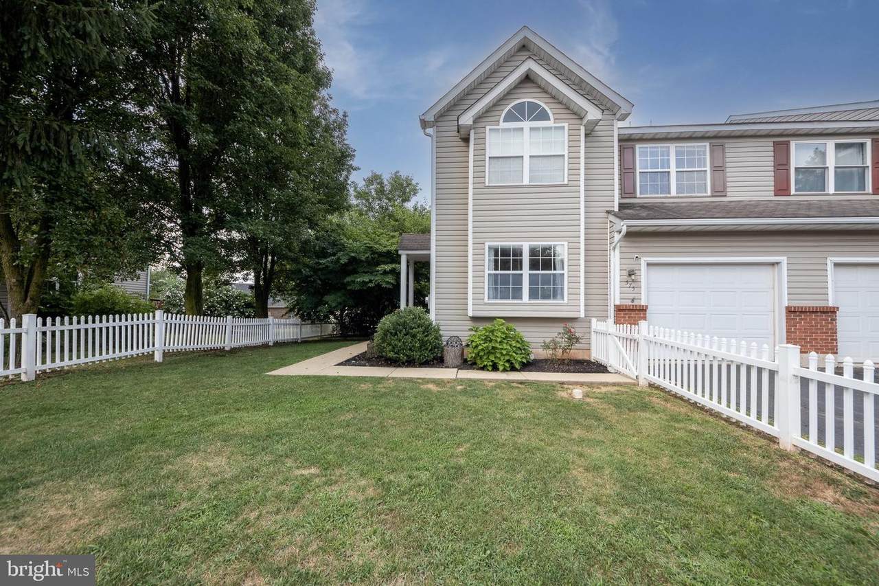 575 Meadow Lane - Photo 1