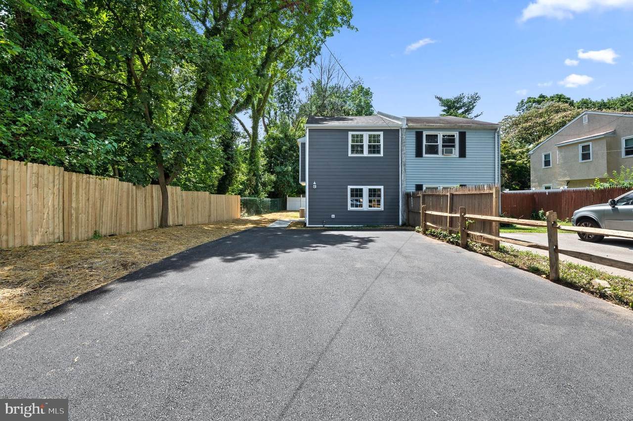 107 Ronaldson Street - Photo 1