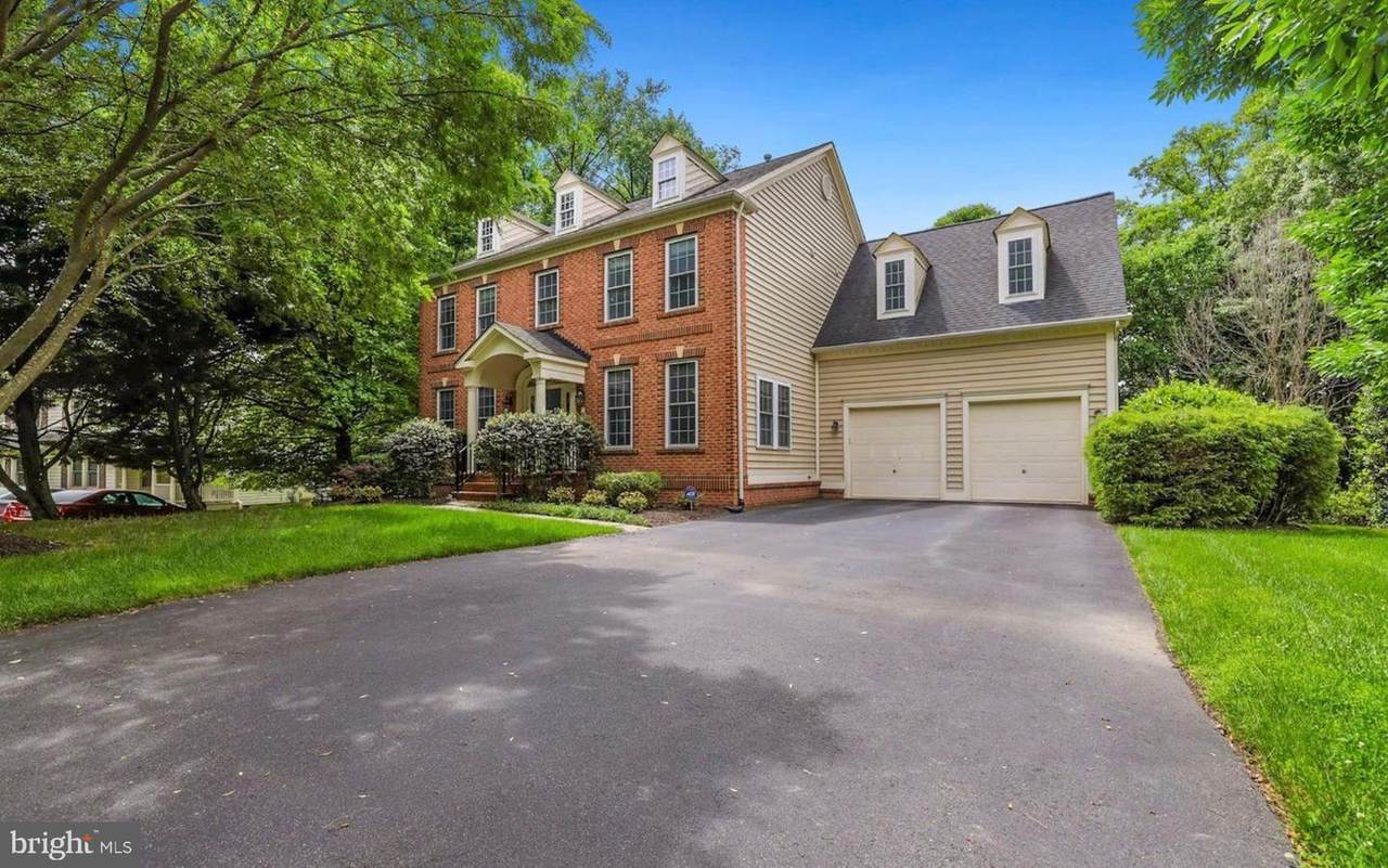 9 Henson Oaks Lane - Photo 1