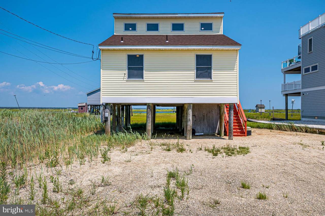 424 Dock Road - Photo 1