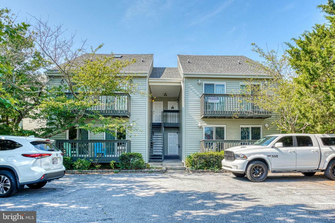 217 26TH Street - Photo 1