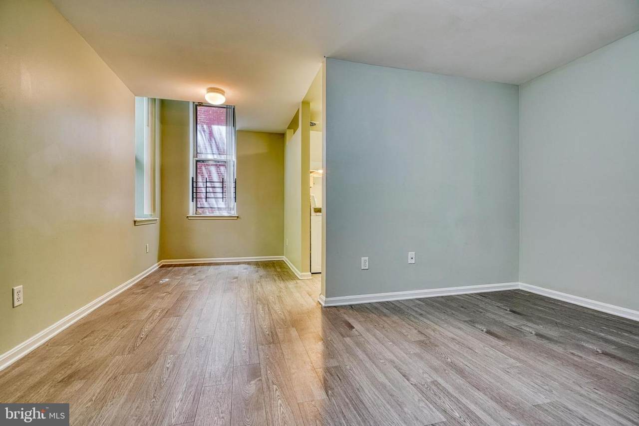 2028 Mount Royal Terrace - Photo 1