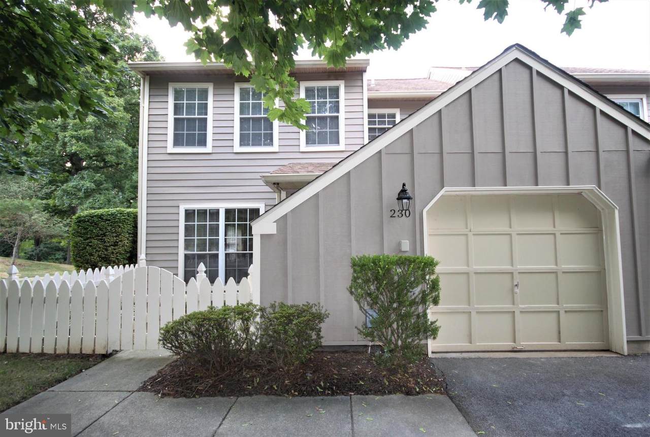 230 Copper Beech Drive - Photo 1