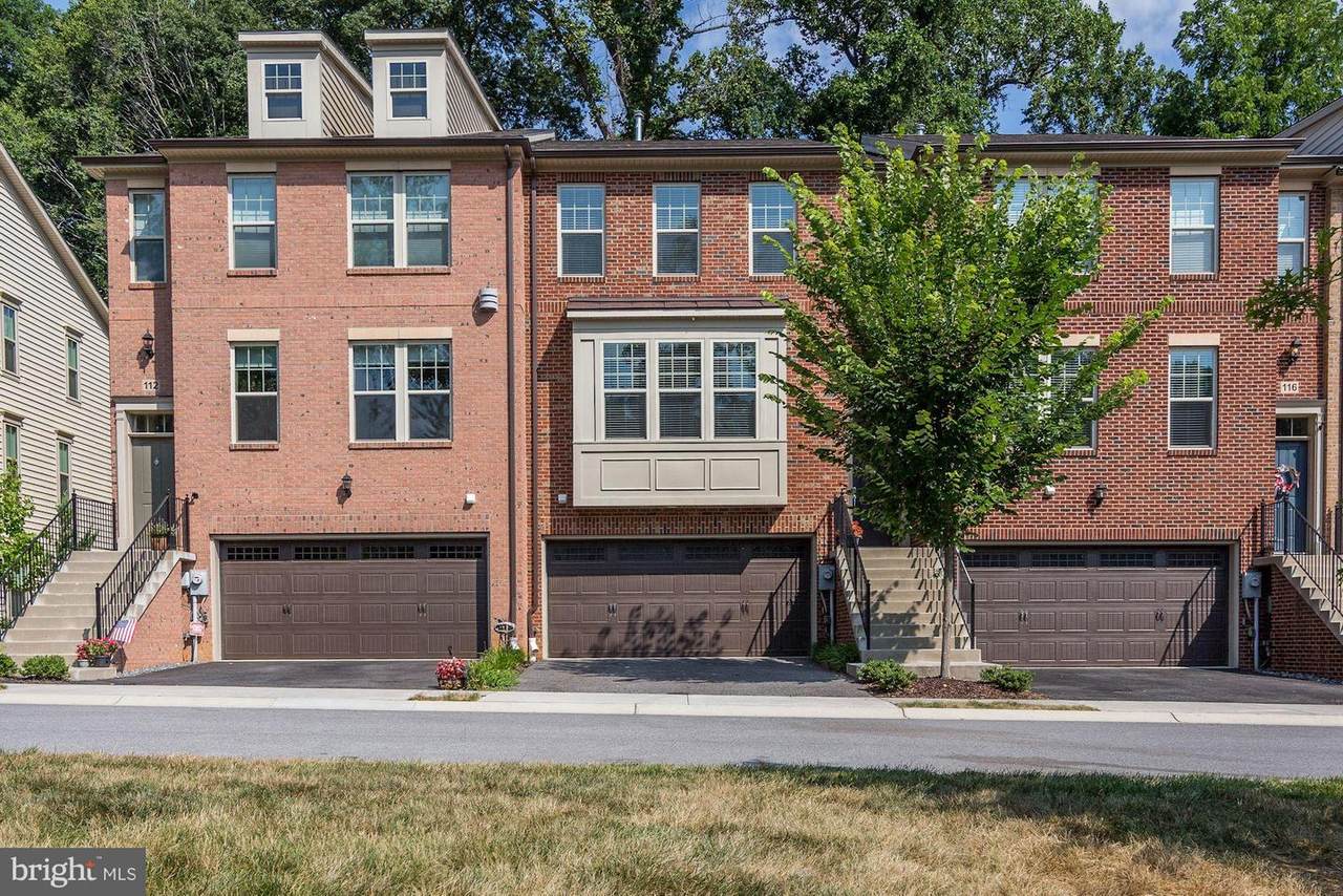 114 Merrimack Way - Photo 1