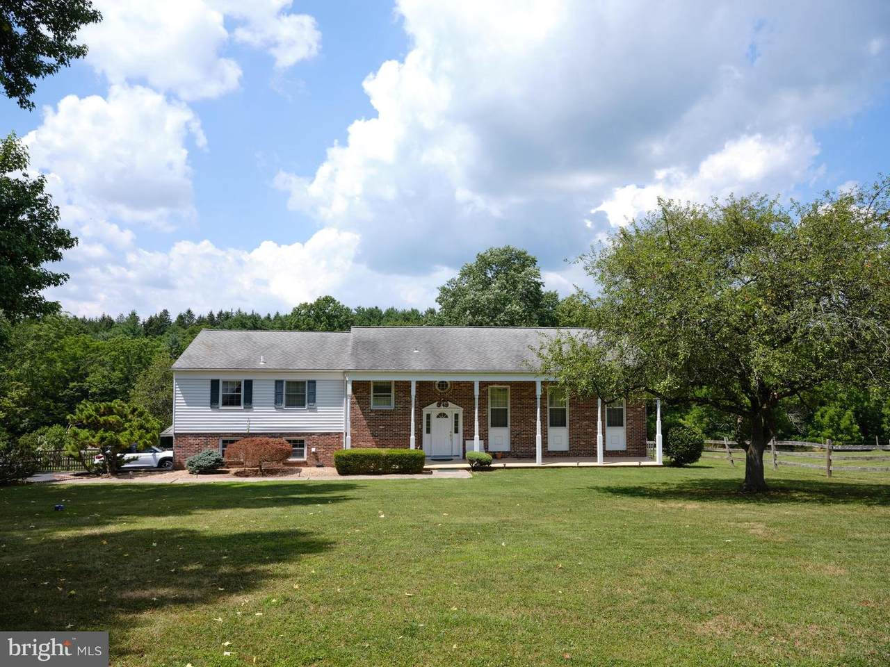 424 Headquarters Road - Photo 1