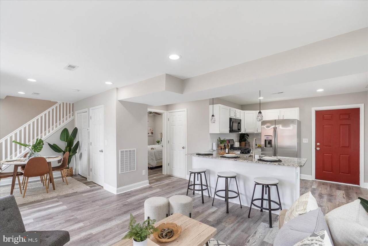 127 Oak Street - Photo 1