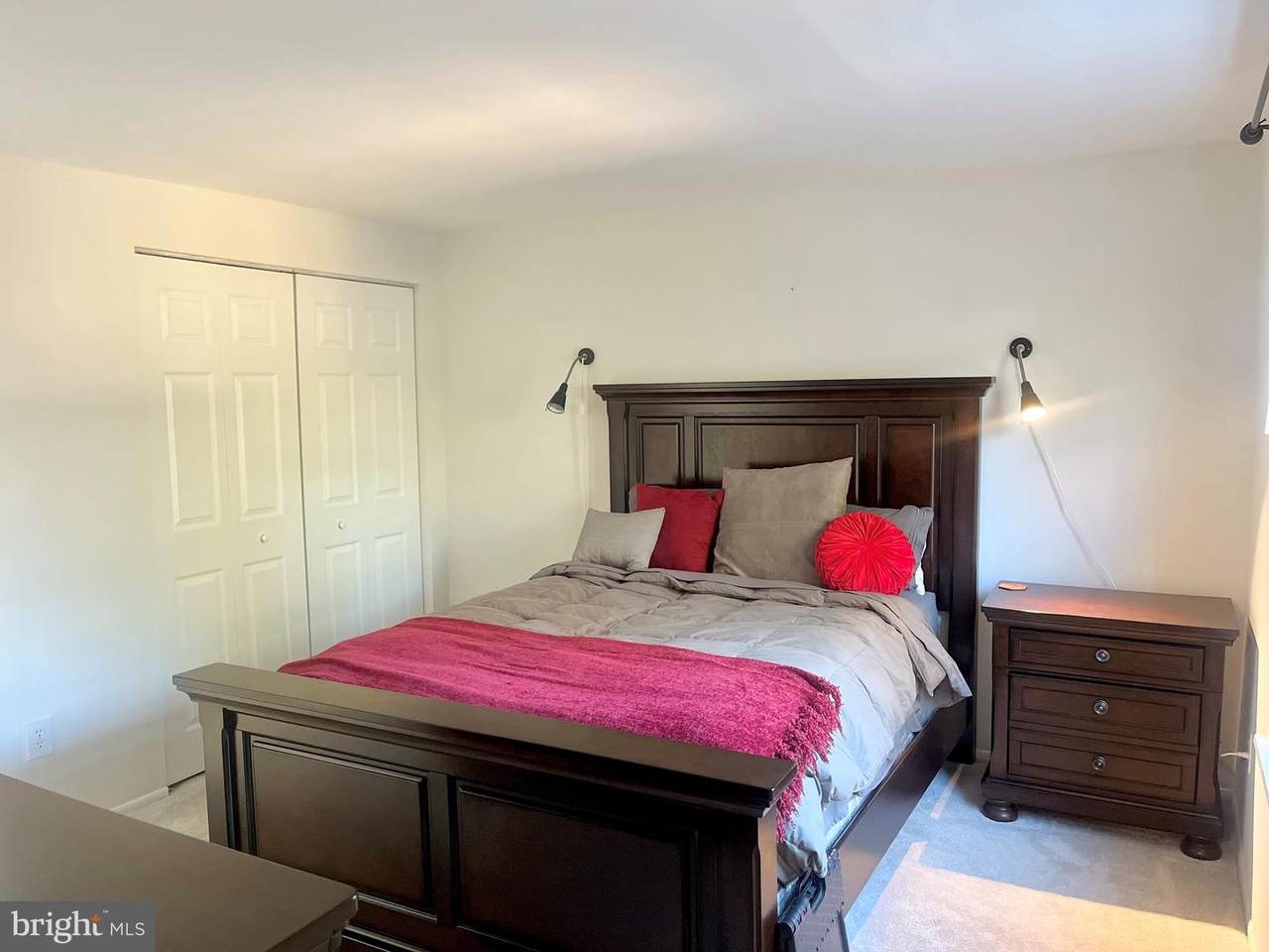 18133 Kitchen House Court - Photo 1
