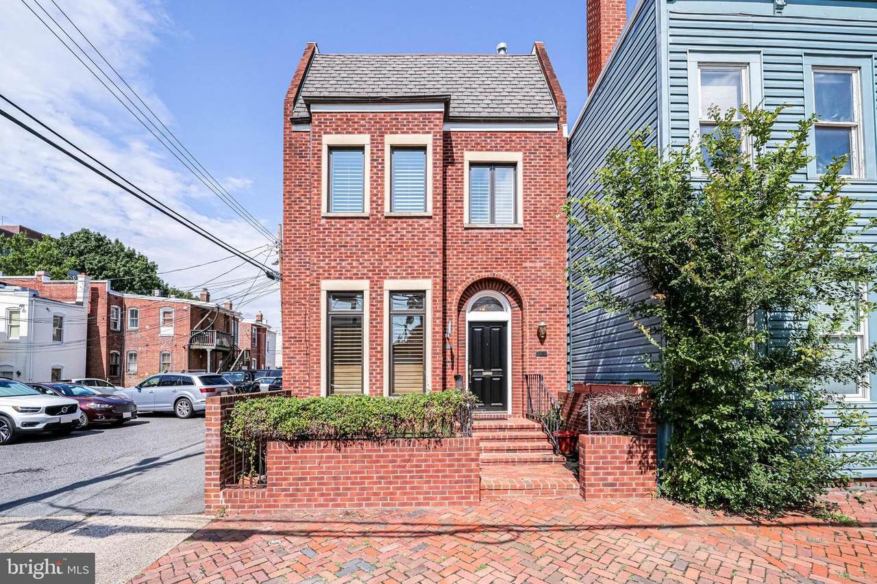 108 West Street - Photo 1