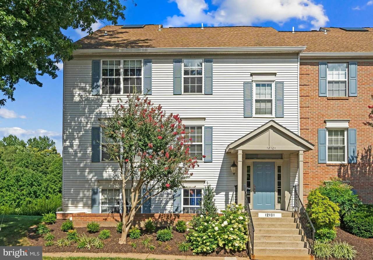 12101 Greenway Court - Photo 1