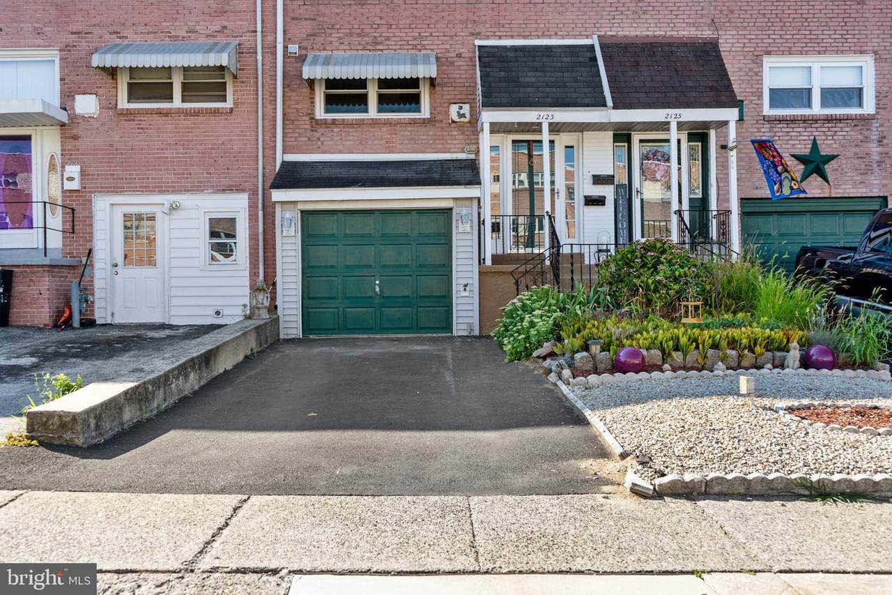 2123 Ravenwood Road - Photo 1
