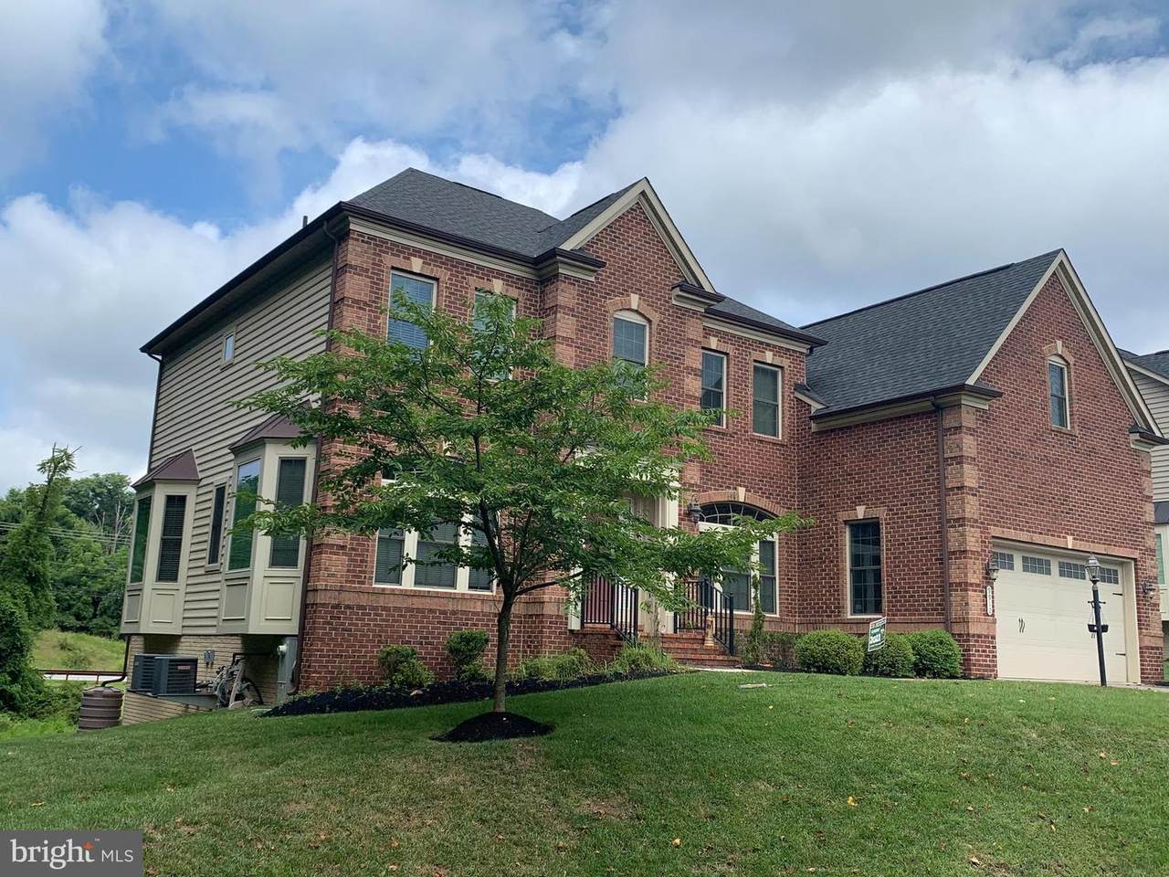 9912 Henry Hearn Way - Photo 1