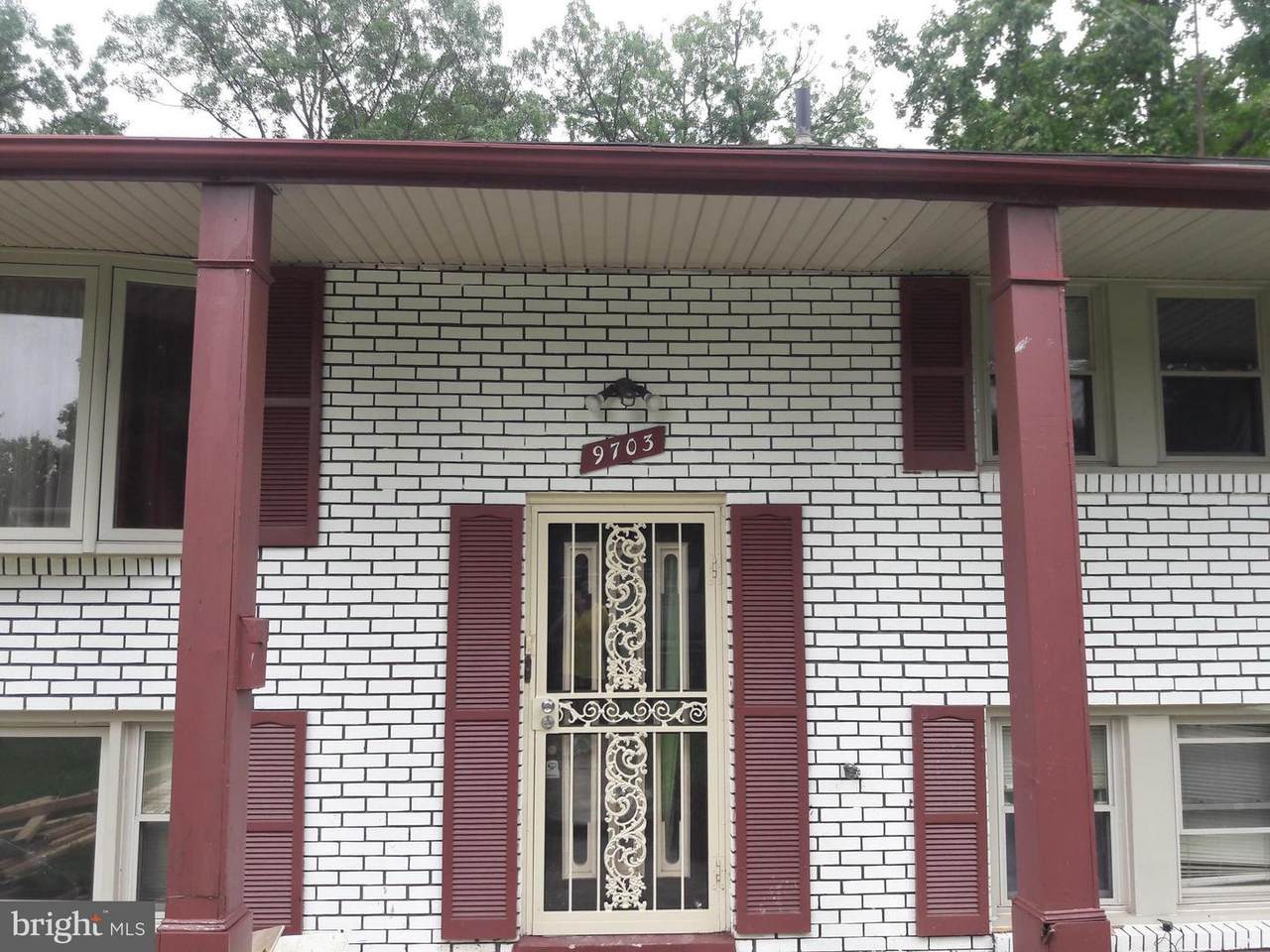 9703 Locust Avenue - Photo 1