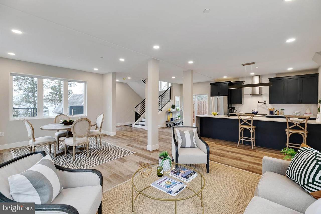 4830 Silverwood Street - Photo 1