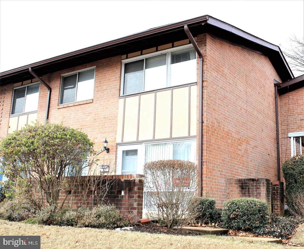 10142 Mosby Woods Drive - Photo 1