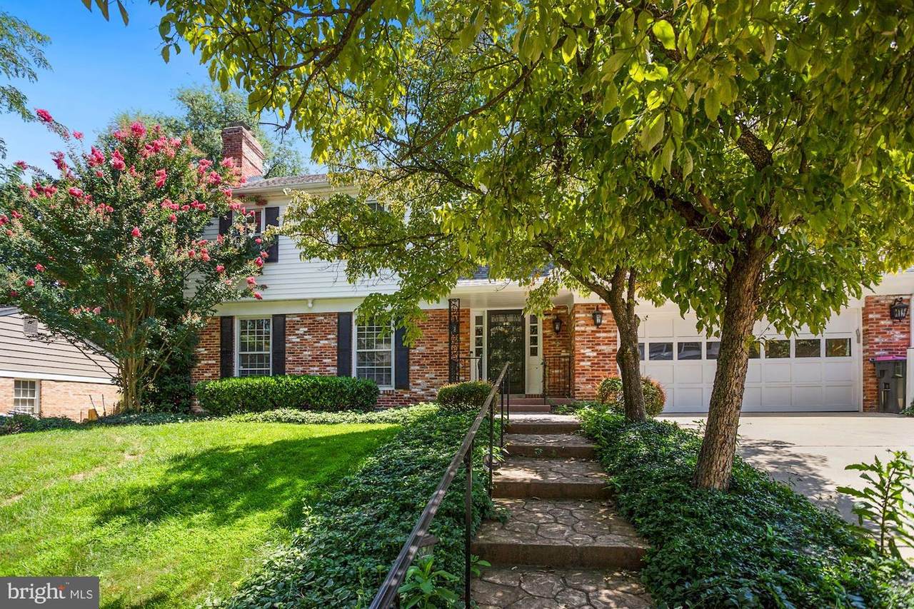 7612 Fontaine Street - Photo 1
