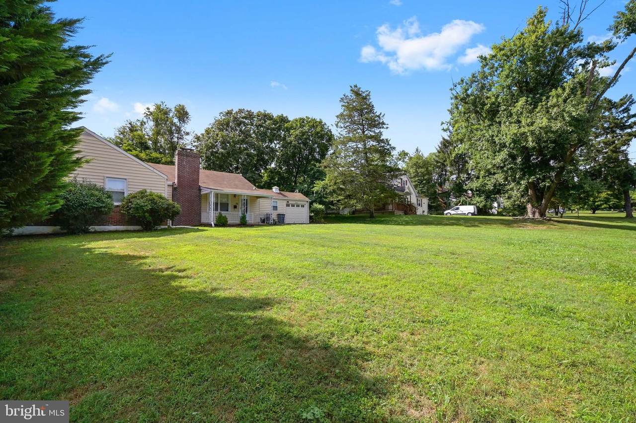 35 Kingsley Road - Photo 1