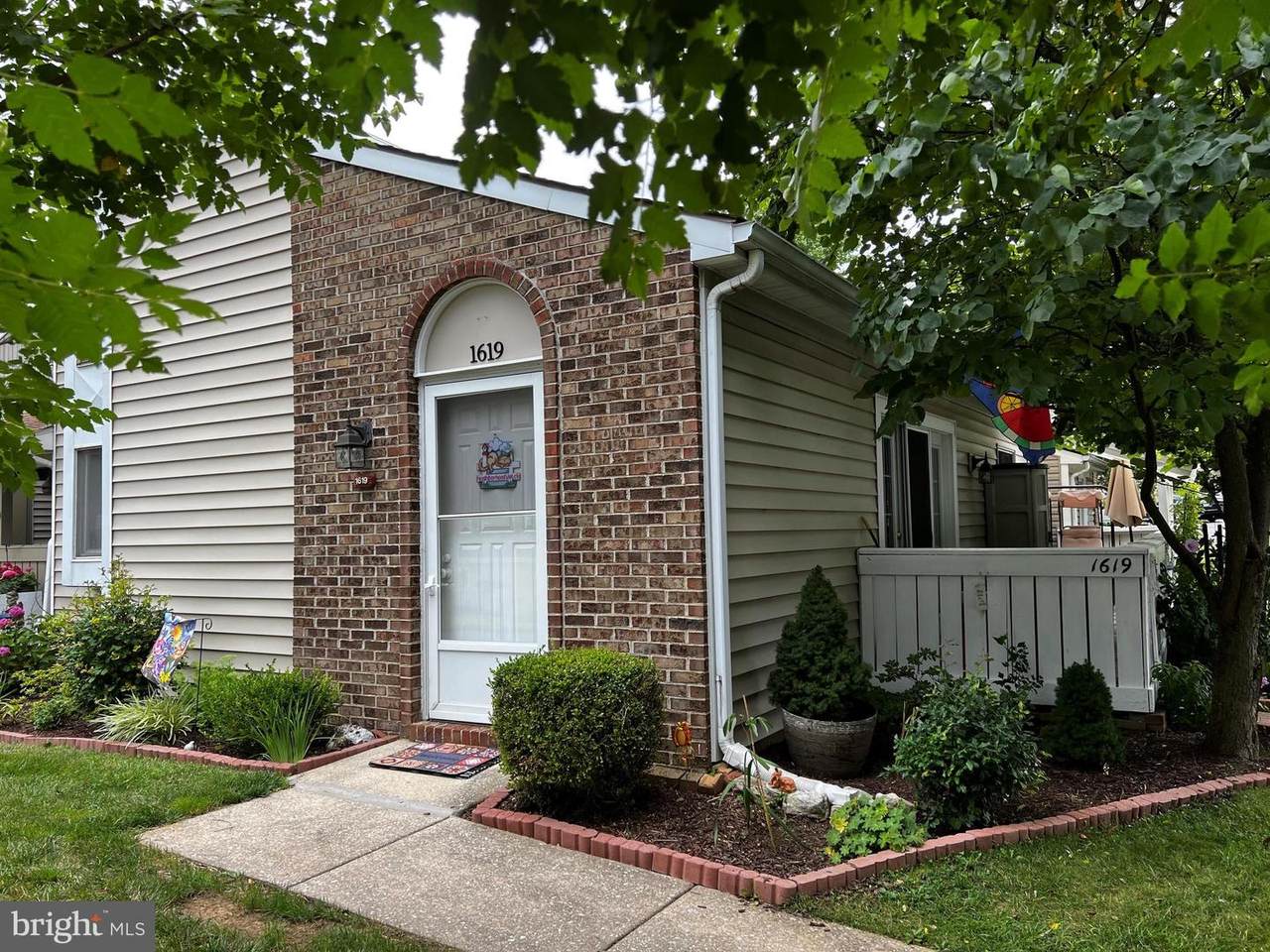 1619 Woodlands Run - Photo 1