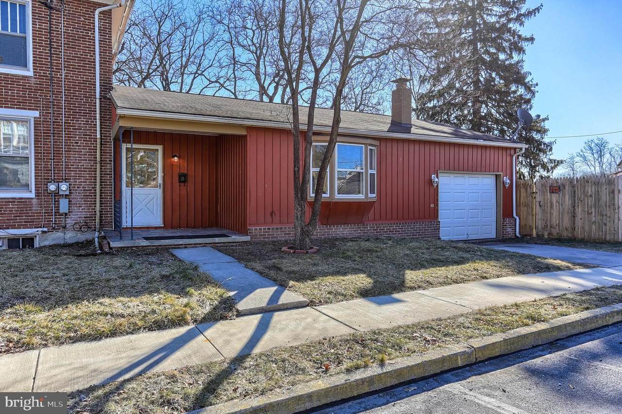 301 Hanover Street - Photo 1