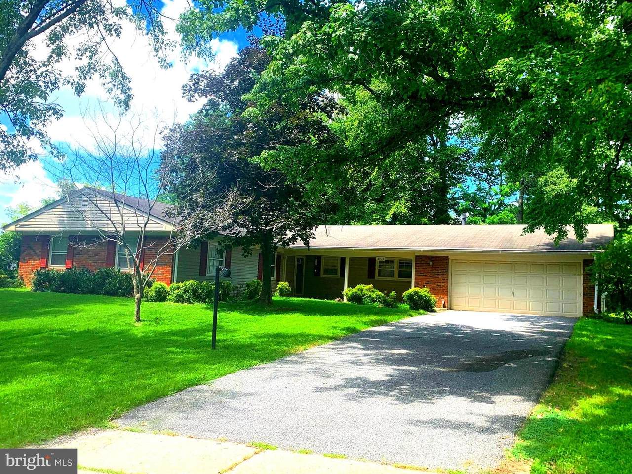 2931 Birchtree Lane - Photo 1
