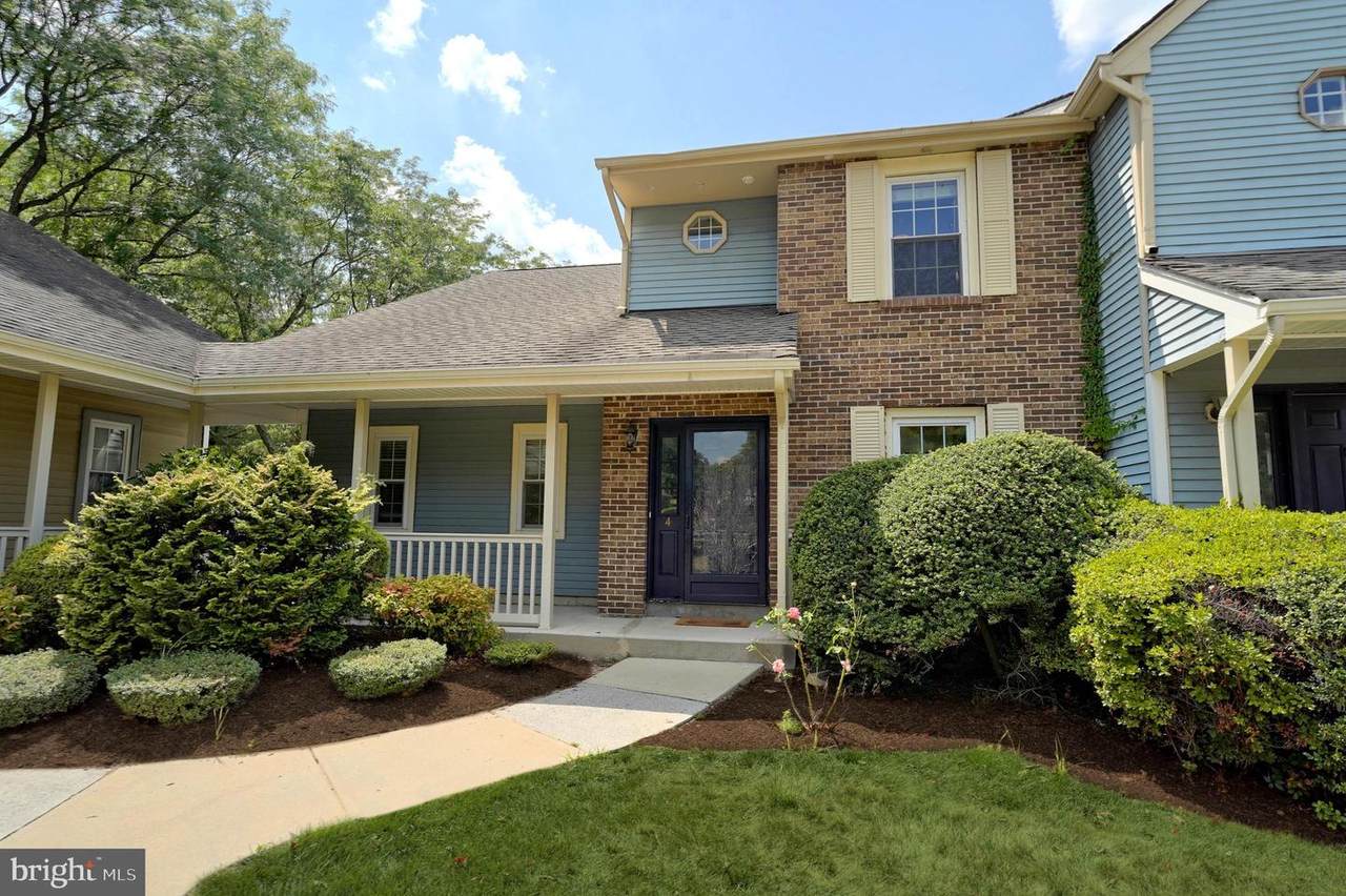 4 Adams Court - Photo 1