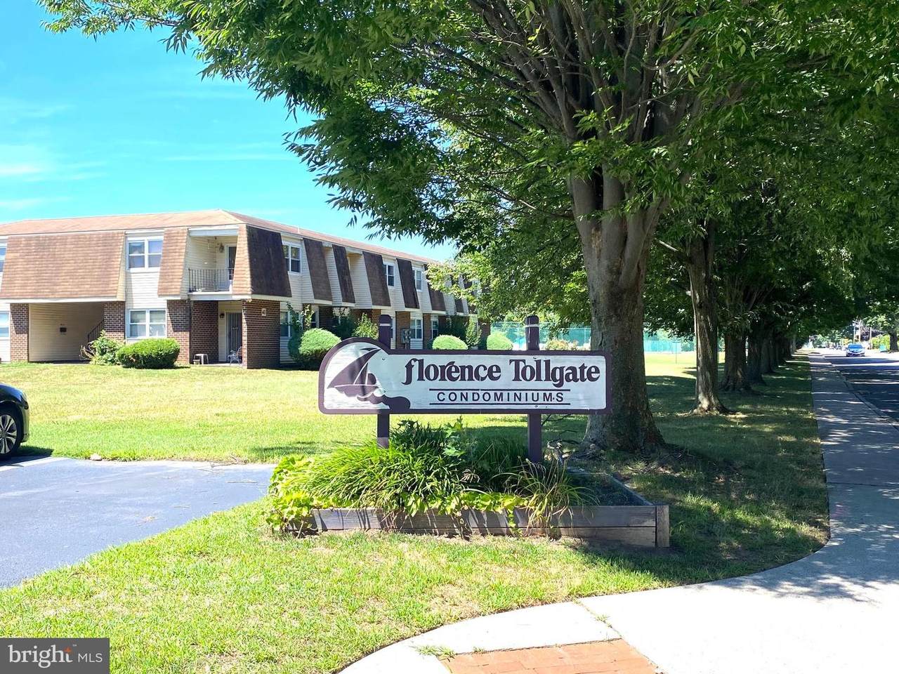 19-5 Florence Tollgate Place - Photo 1