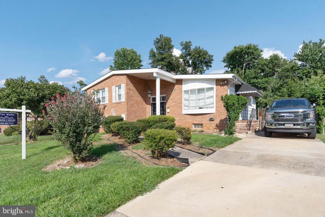 3805 Pikeswood Drive - Photo 1