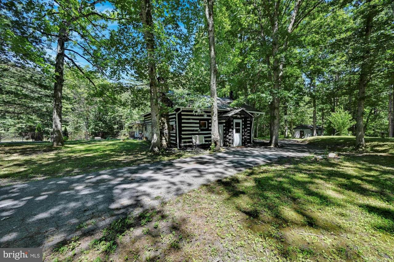 15 Brommer Lane - Photo 1