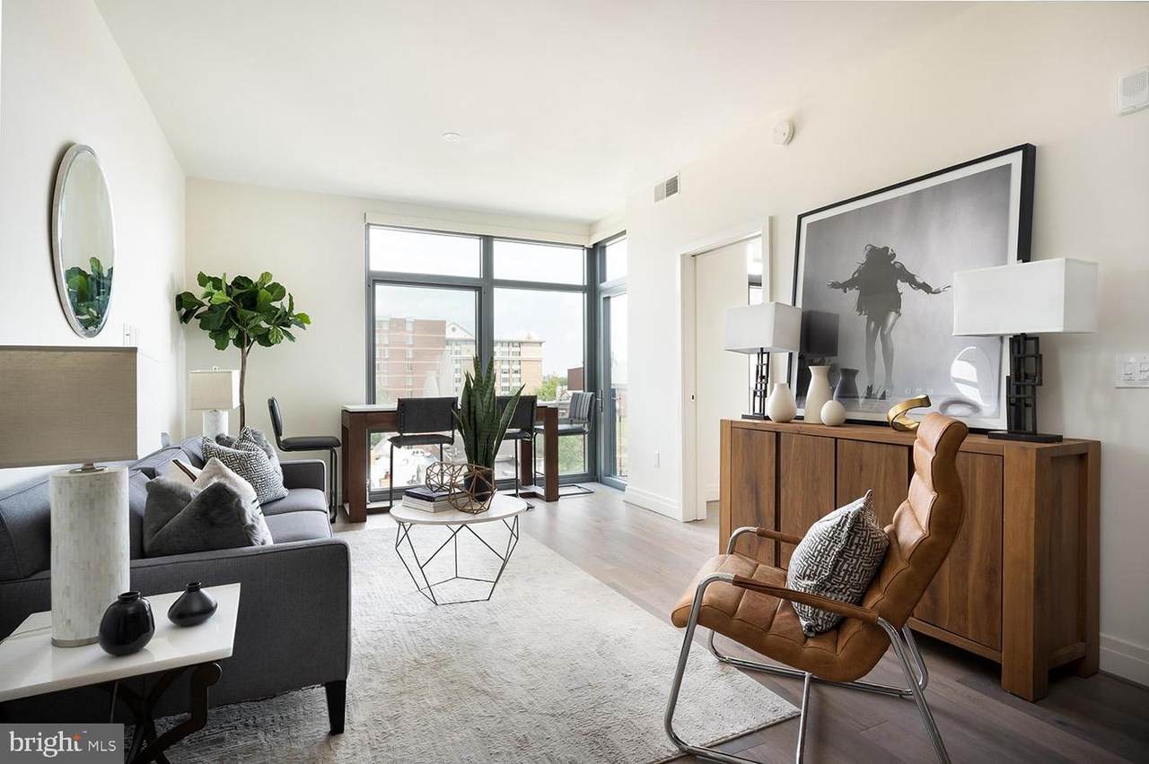 810 O Street - Photo 1