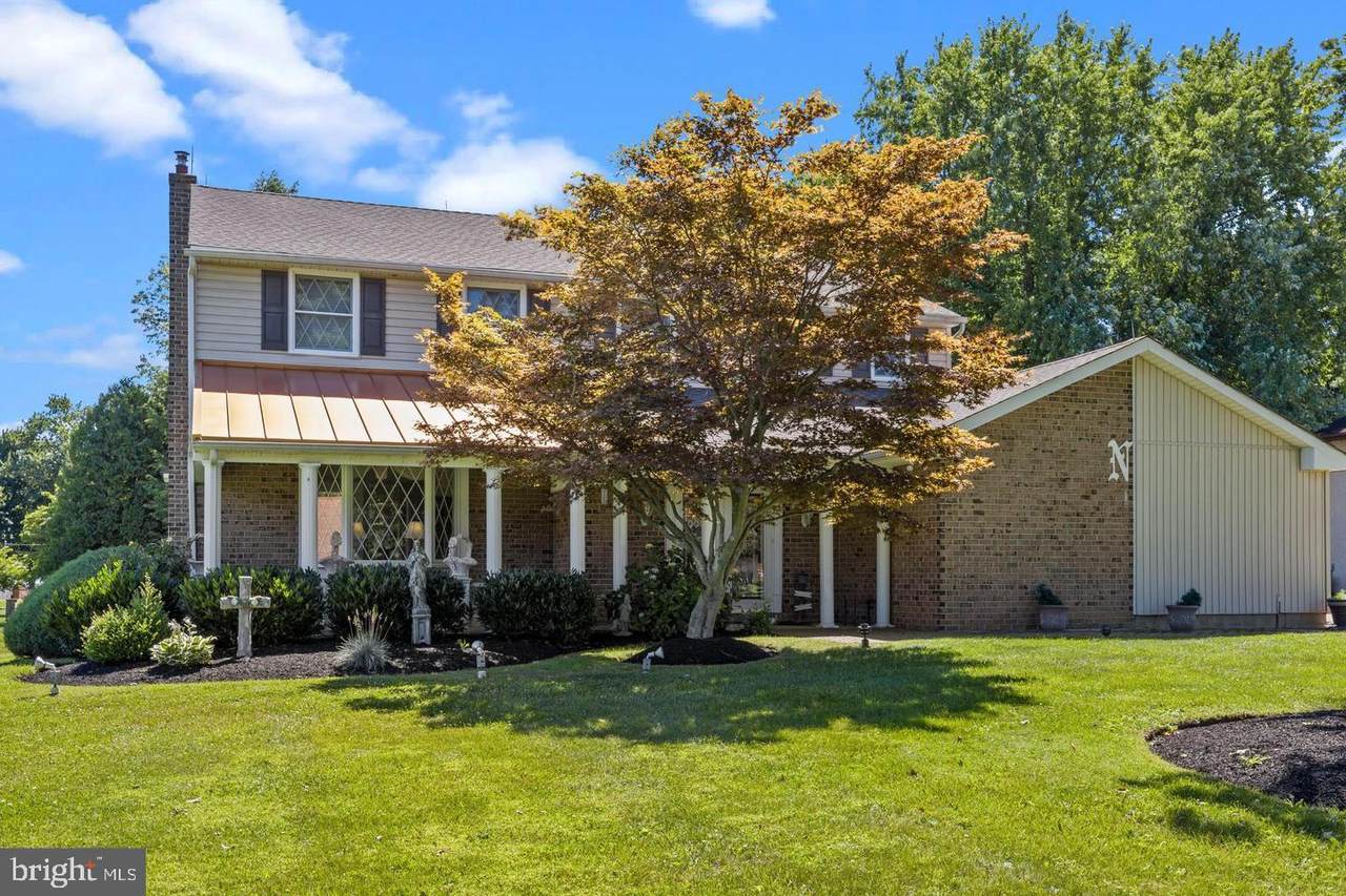 64 Cherokee Road - Photo 1