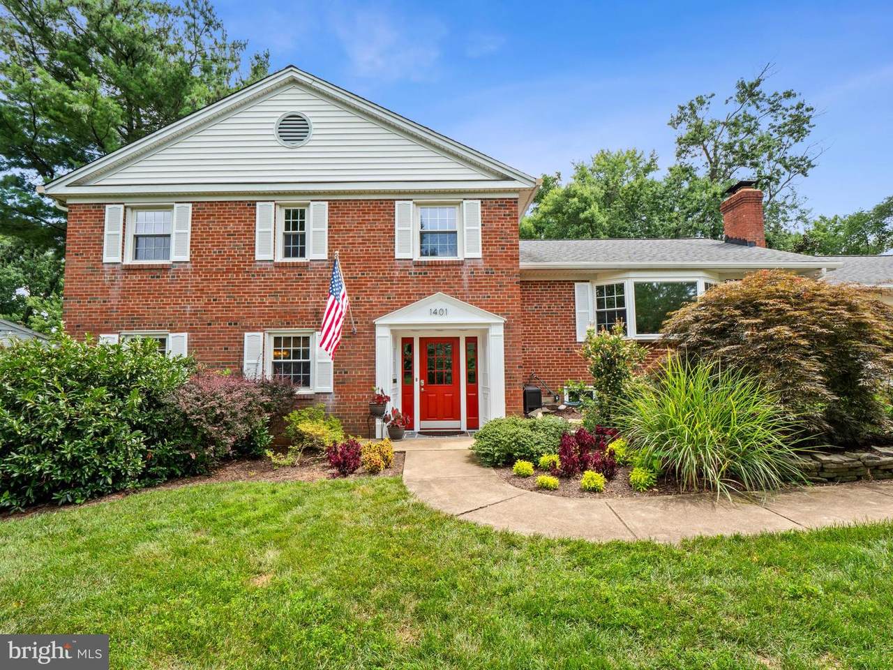 1401 Kingston Avenue - Photo 1