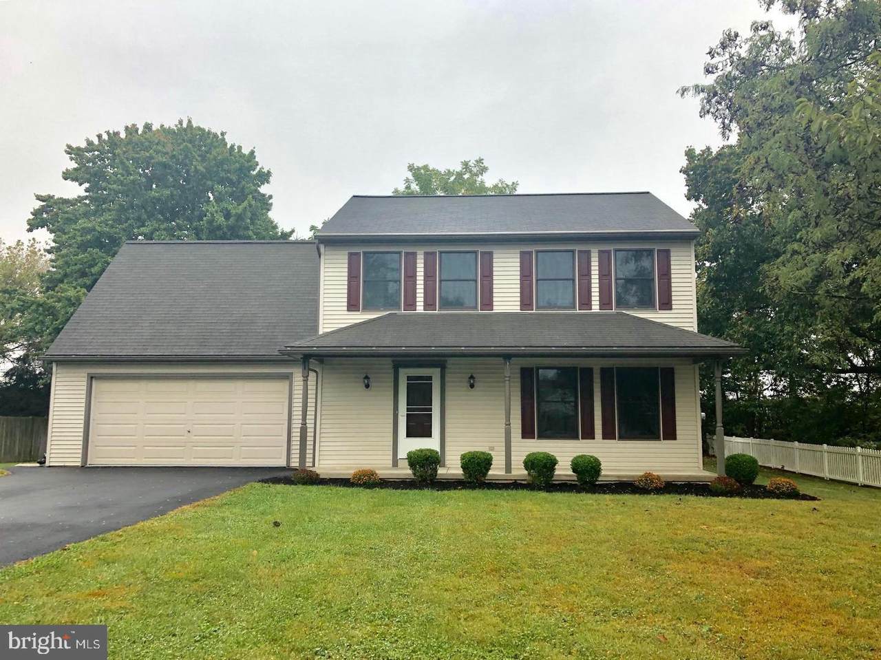54 Ethel Avenue - Photo 1