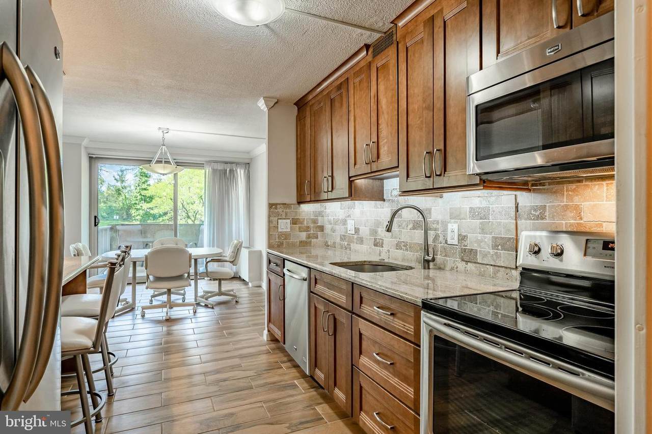 1001 City Avenue - Photo 1