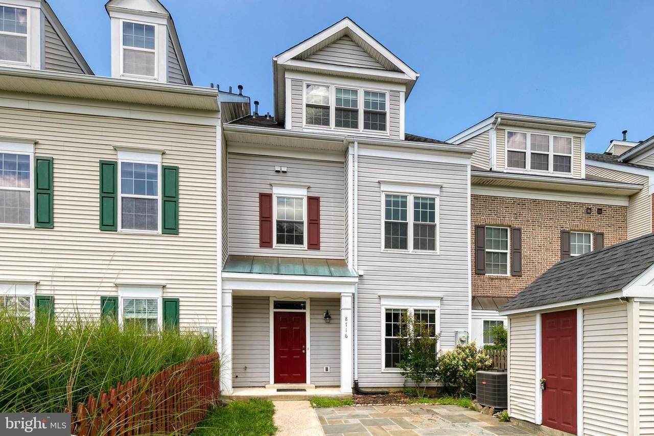 8716 Green Field Court - Photo 1