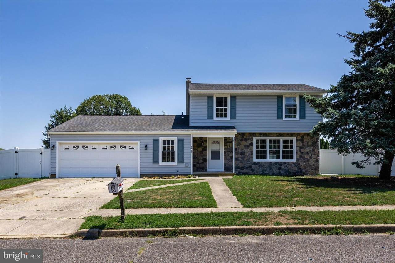 561 Balsam Court - Photo 1