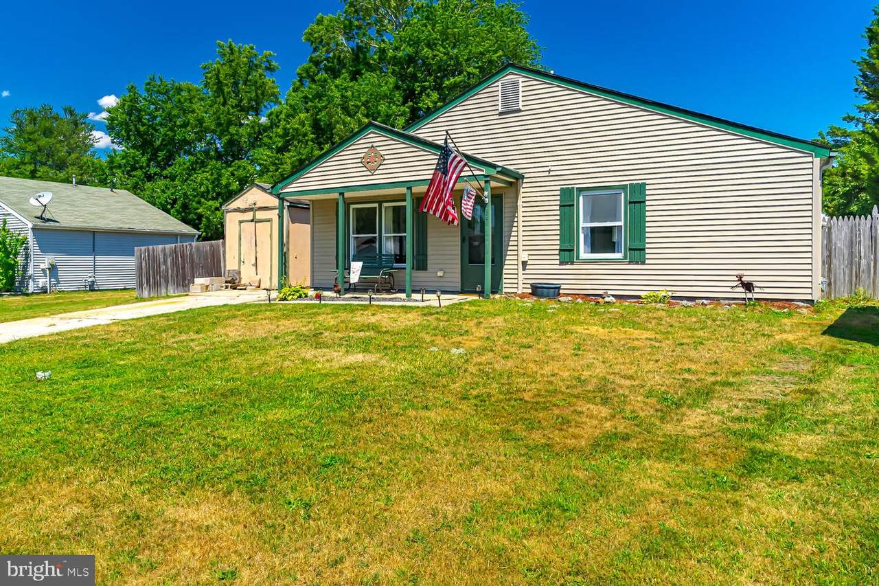 124 Cayuga Lake - Photo 1