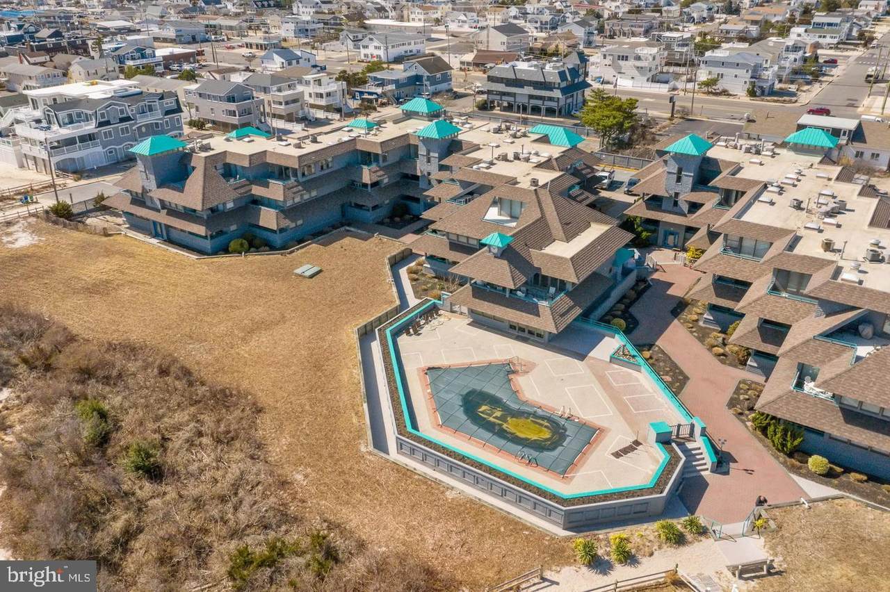 901 Ocean Avenue - Photo 1